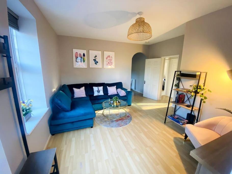 City Centre Riverside Apartment Winchester Bagian luar foto